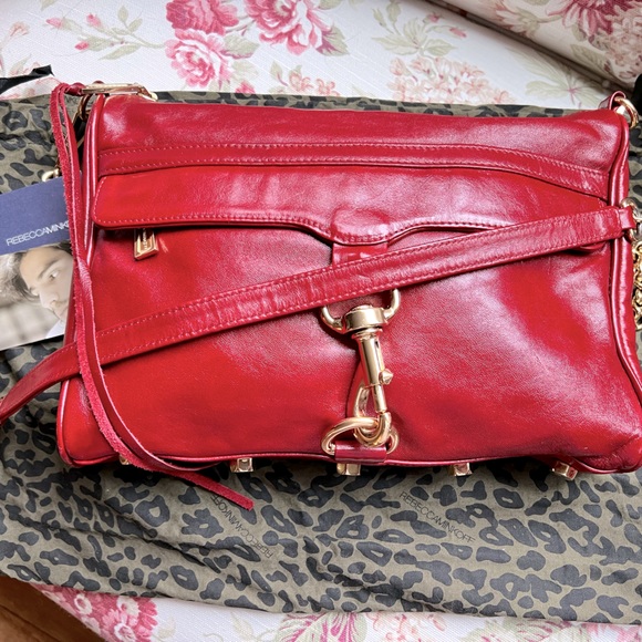 BNWOT Rebecca Minkoff MAC 🍒 crossbody - Picture 1 of 6